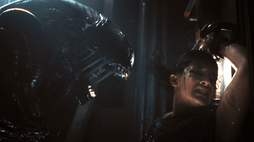 Alien Romulus - Xenomorph and Rain